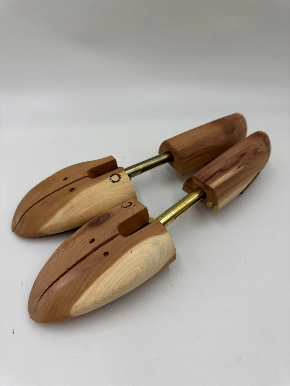 Allen Edmonds Cedar Shoe Trees - Natural Reddish-Brown